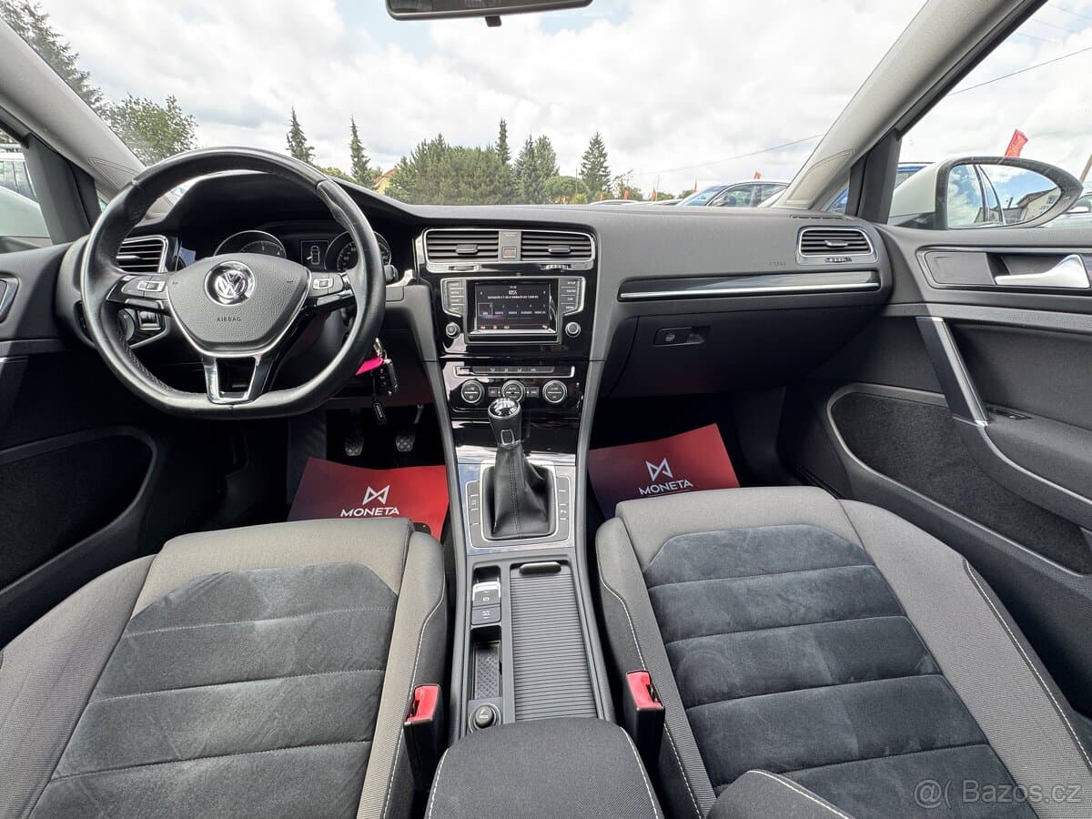2013 Volkswagen GOLF - 13