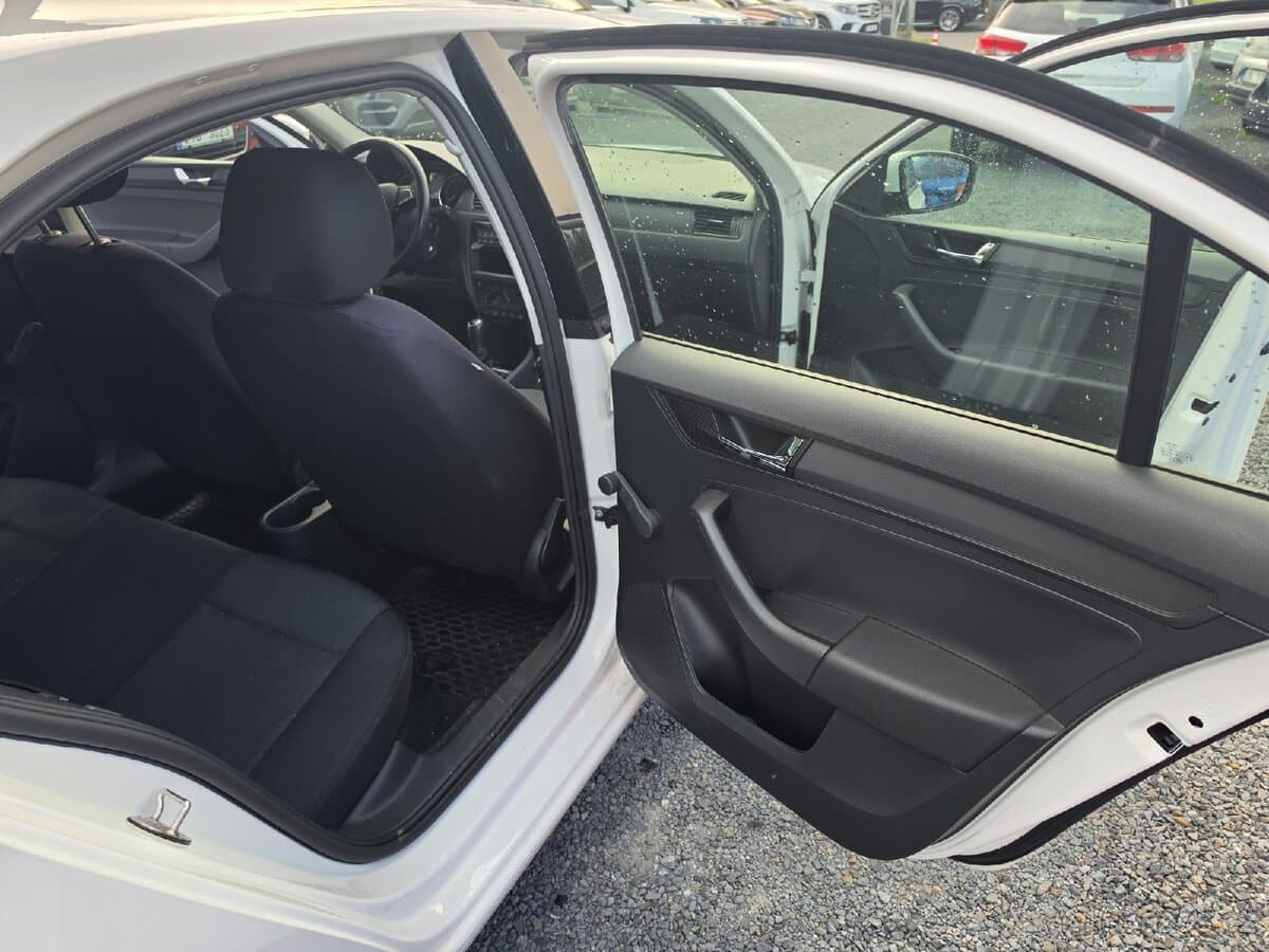 2019 Škoda RAPID - 13