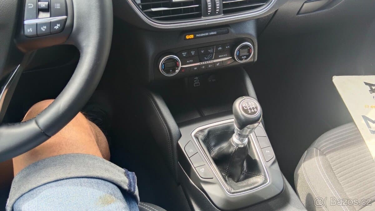 2023 Ford KUGA - 14