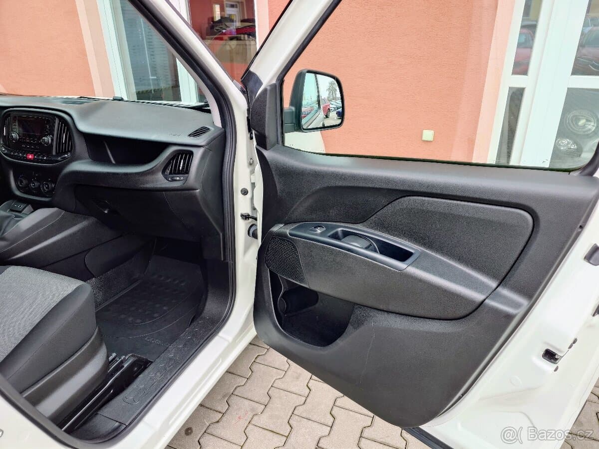 2019 Fiat DOBLO - 14