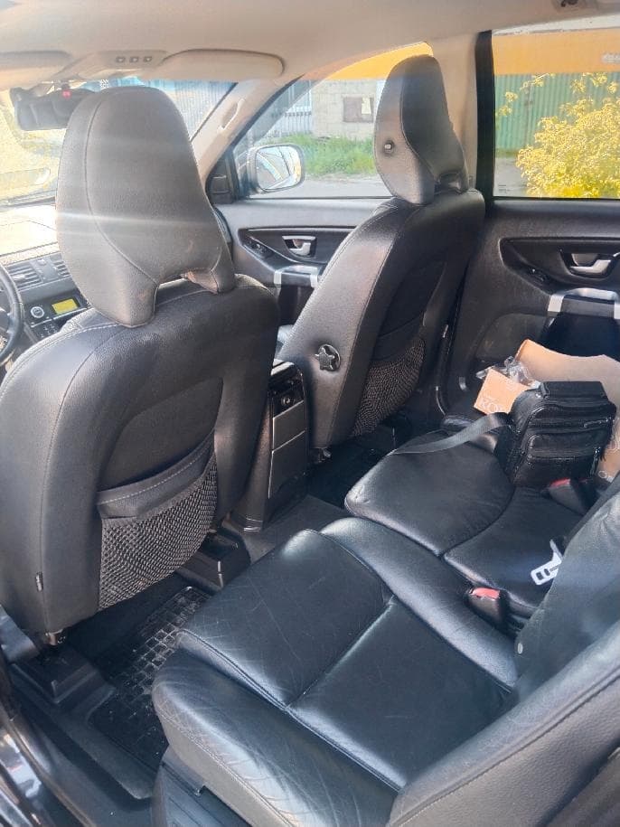 2011 Volvo XC90 - 14