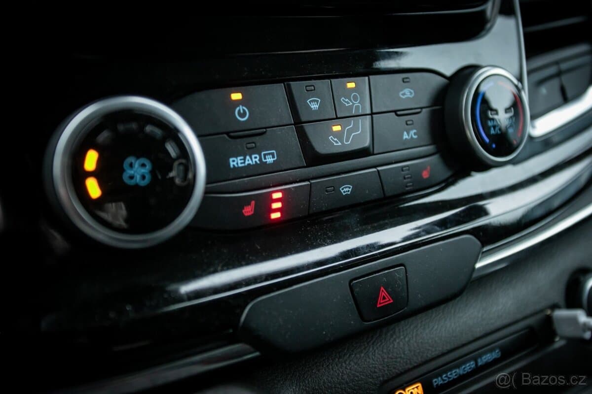 2022 Ford TOURNEO - 14