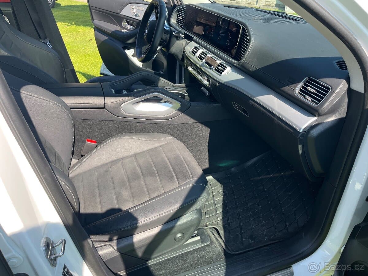 2025 Mercedes-Benz GLE - 14