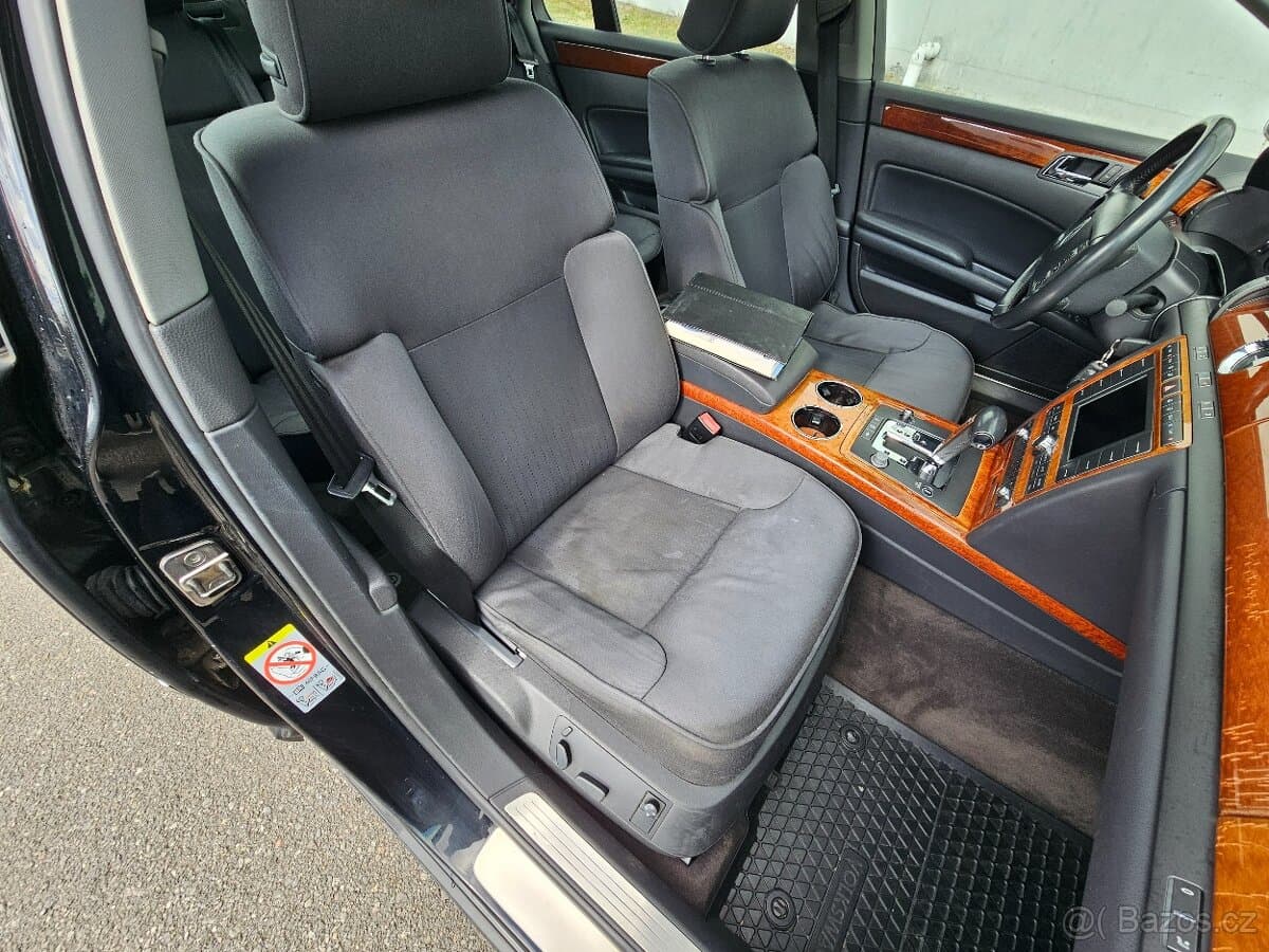 2007 Volkswagen PHAETON - 14