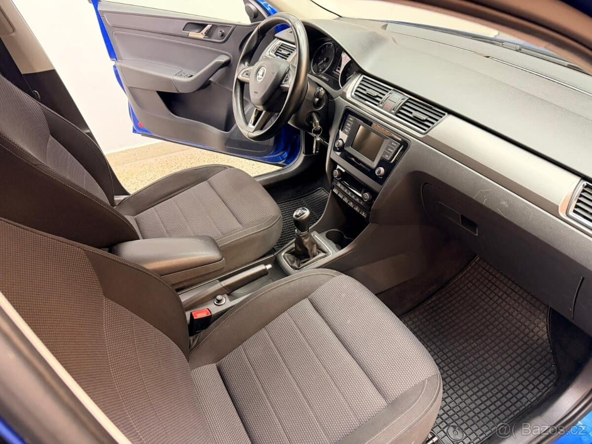 2015 Škoda RAPID - 14