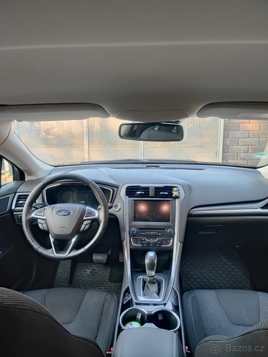 2015 Ford MONDEO - 14