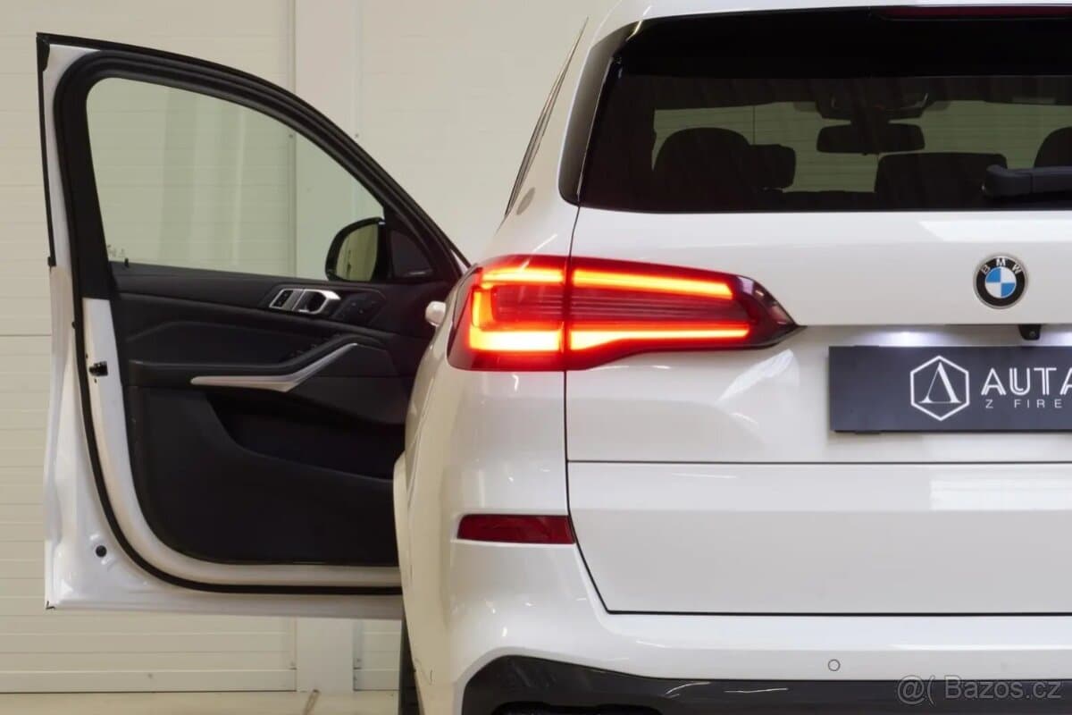 2021 BMW X5 - 14