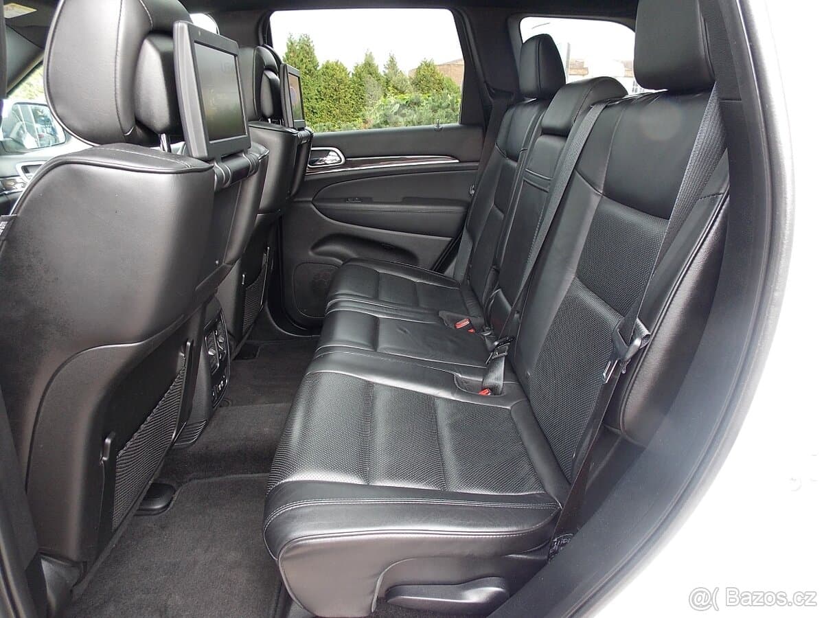 2018 Jeep CHEROKEE - 14