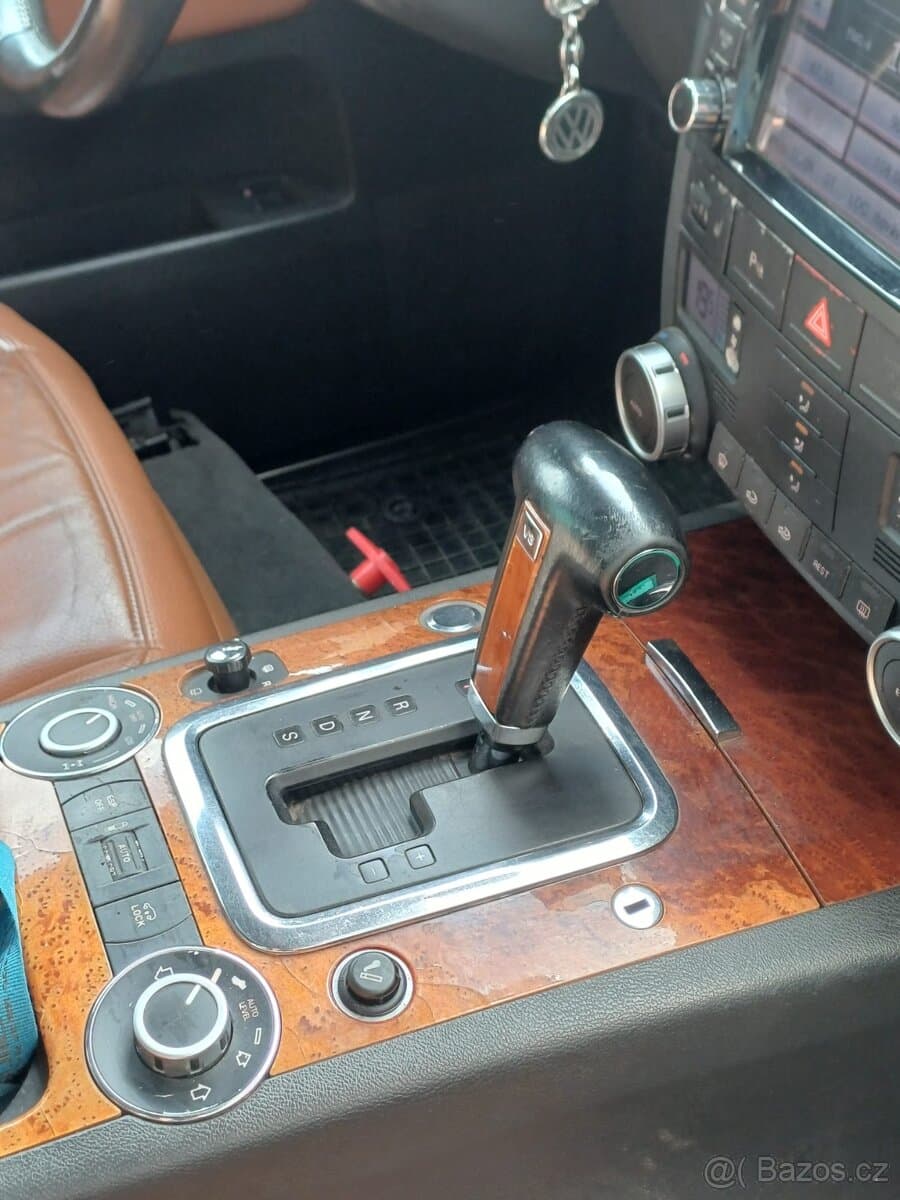 2004 Volkswagen TOUAREG - 14