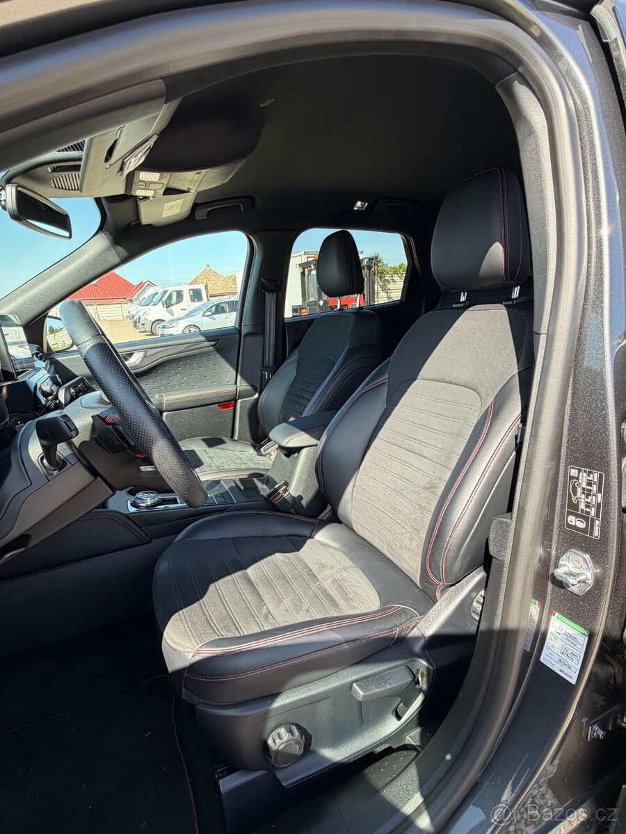 2020 Ford KUGA - 14