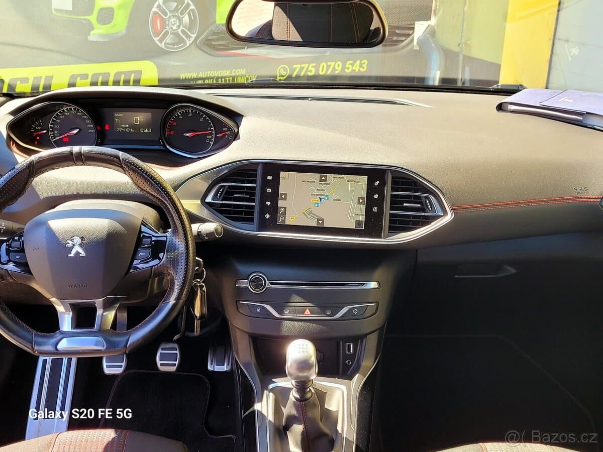 2016 Peugeot 308 - 14