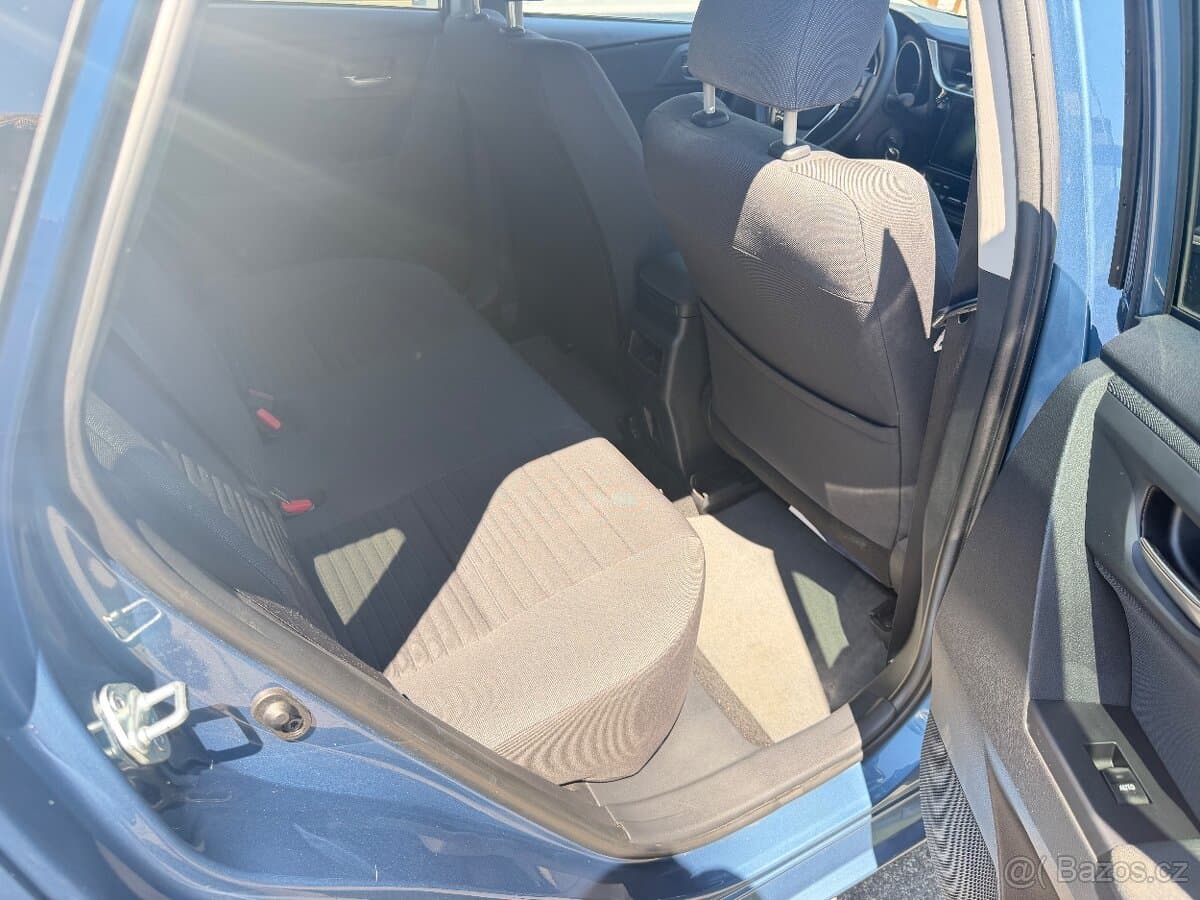 2016 Toyota AURIS - 14