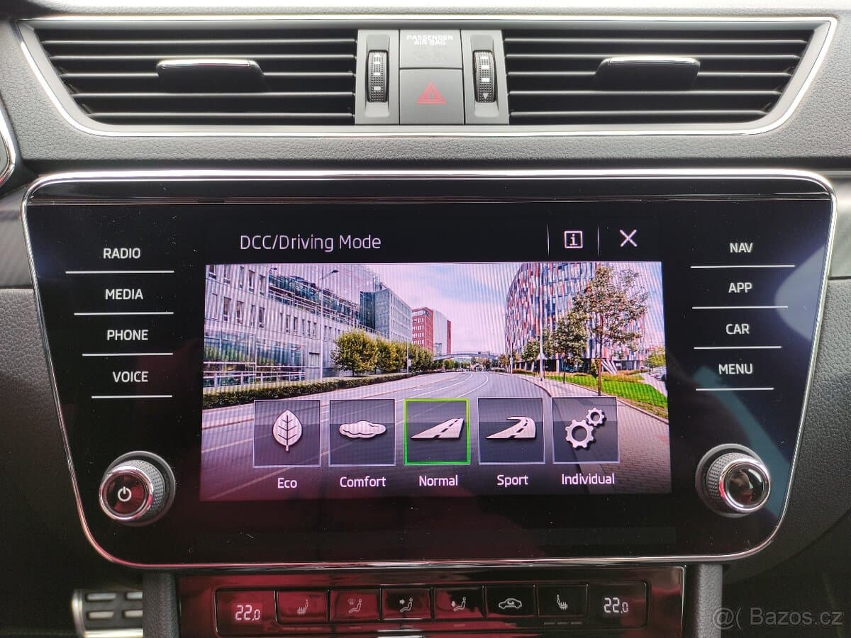 2020 Škoda SUPERB - 14