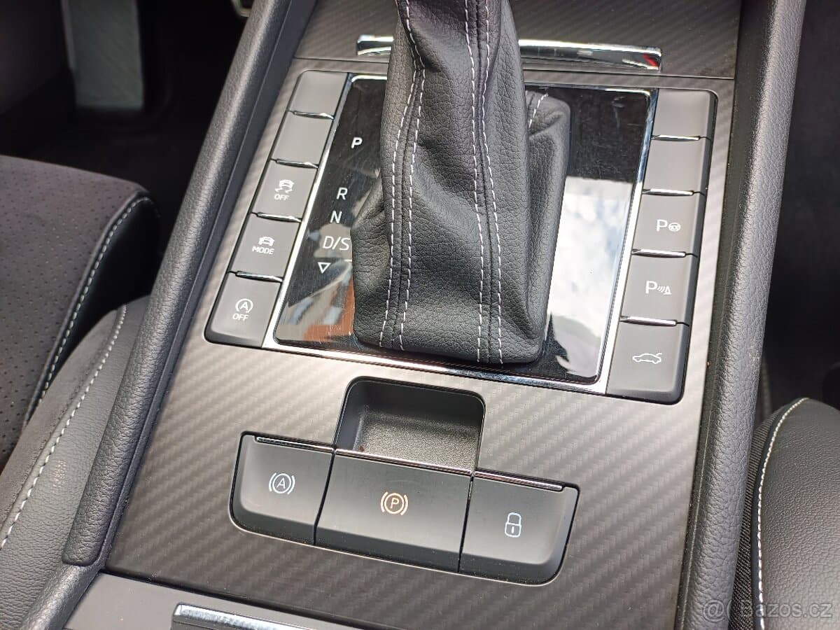 2022 Škoda SUPERB - 14