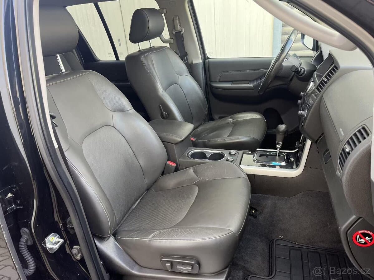2015 Nissan PATHFINDER - 14