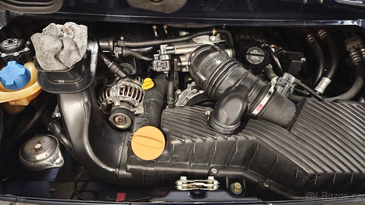 1998 Porsche 911 - 14