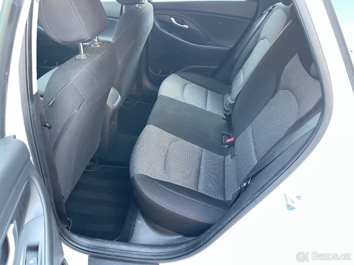 2019 Hyundai i30 - 14