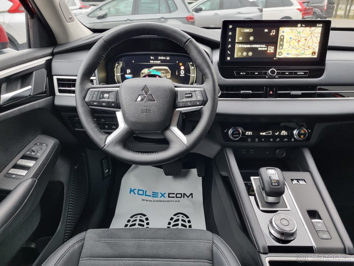 2025 Mitsubishi OUTLANDER - 14
