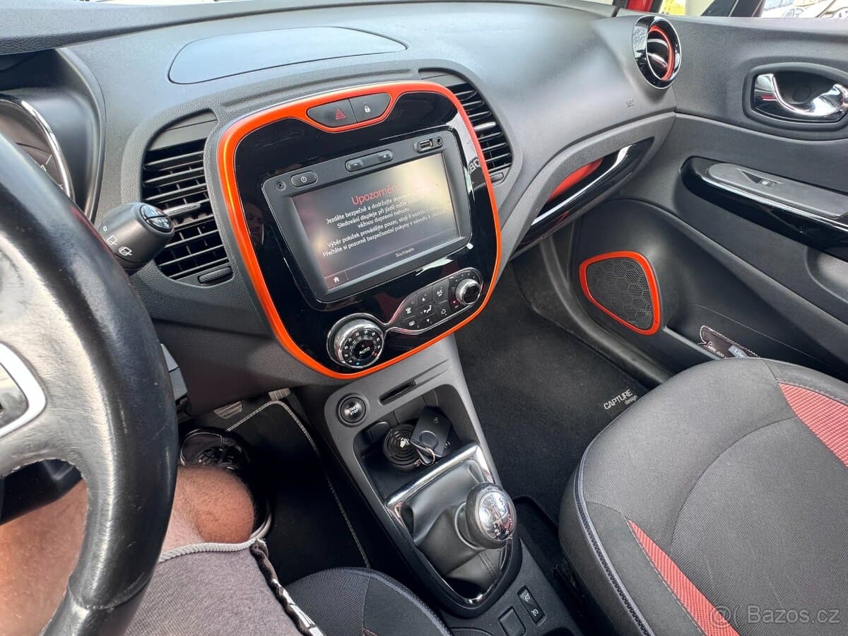 2016 Renault CAPTUR - 14