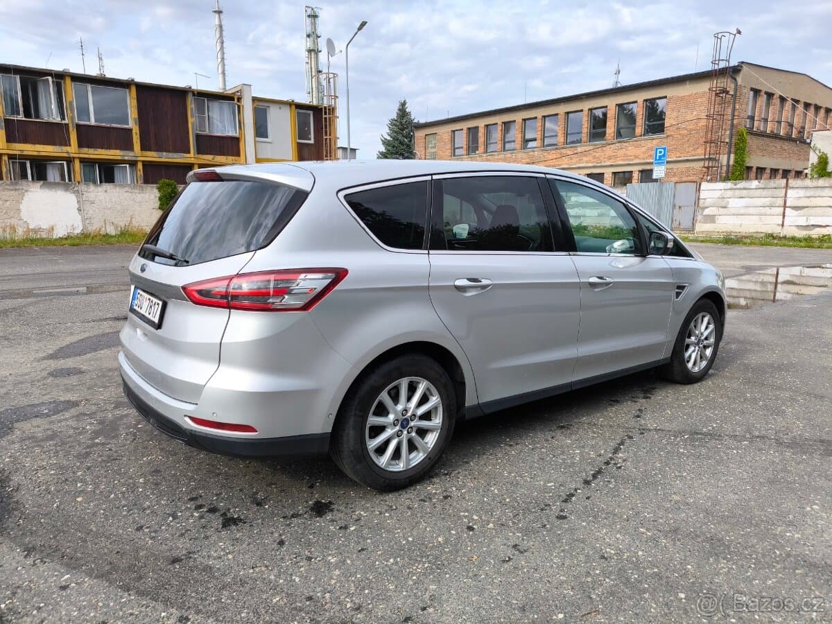 2018 Ford S-MAX - 14