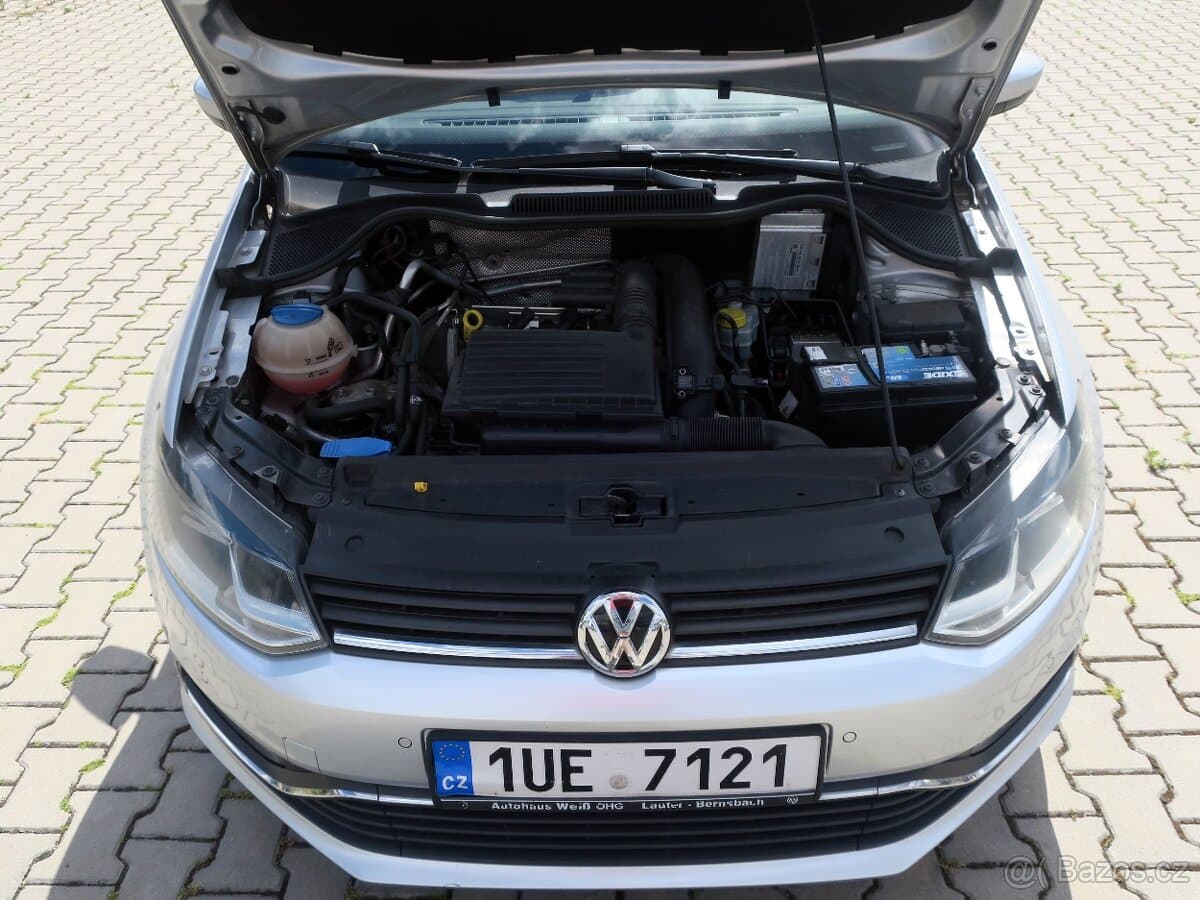 2014 Volkswagen POLO - 14