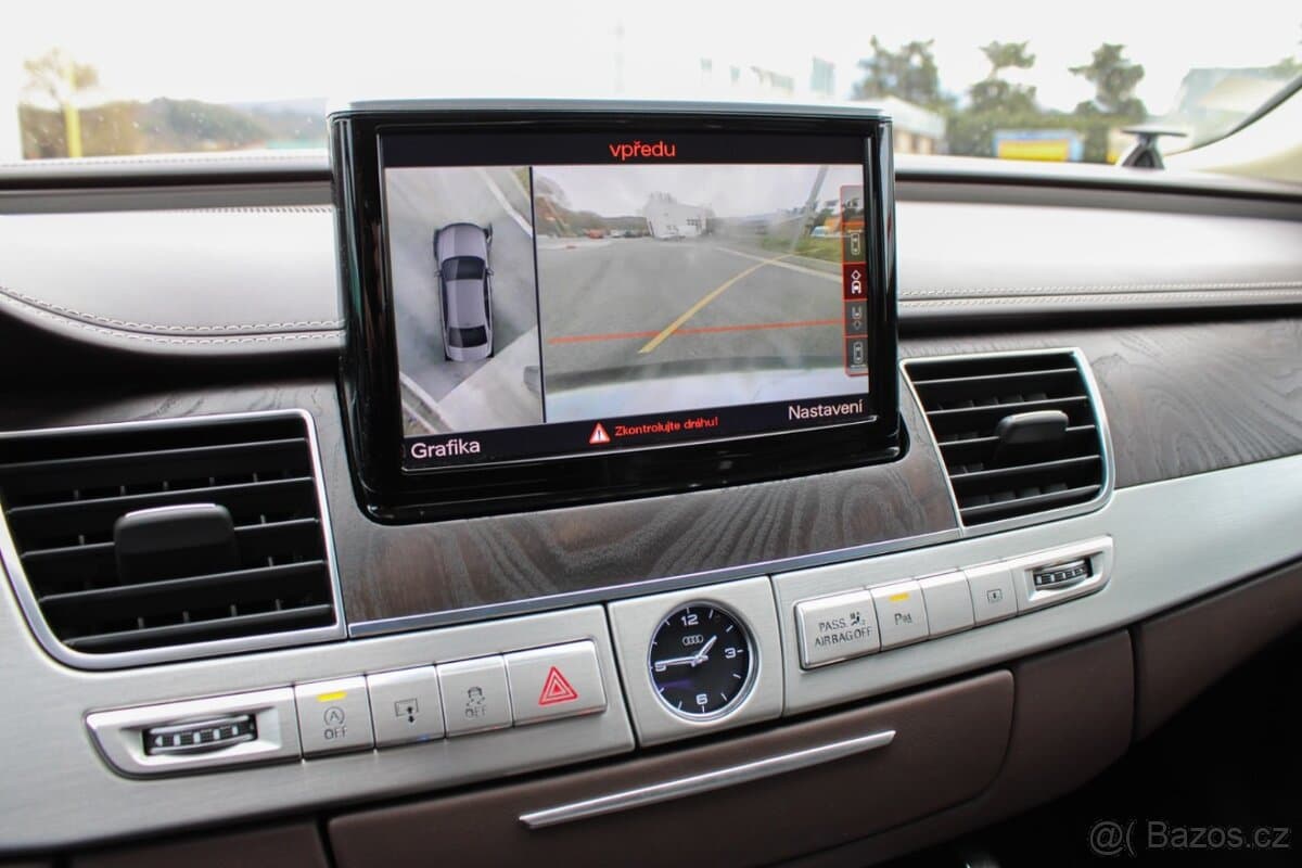 2013 Audi A8 - 14