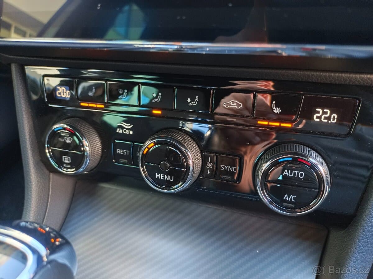 2022 Škoda SUPERB - 14