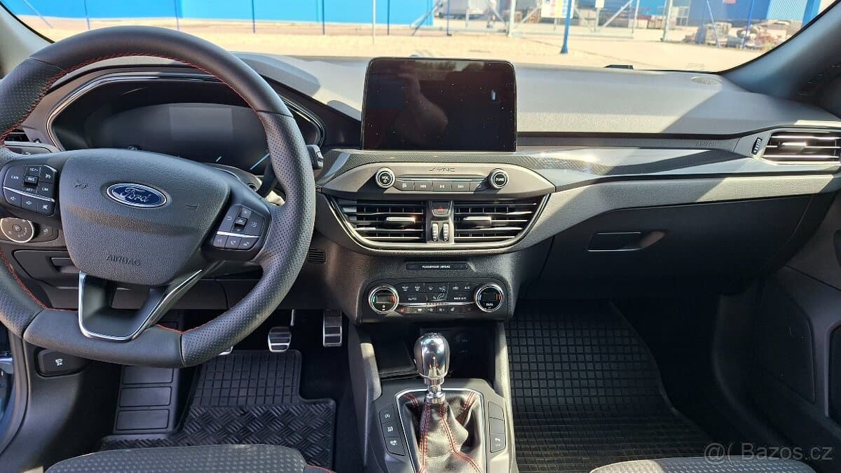 2019 Ford FOCUS - 14