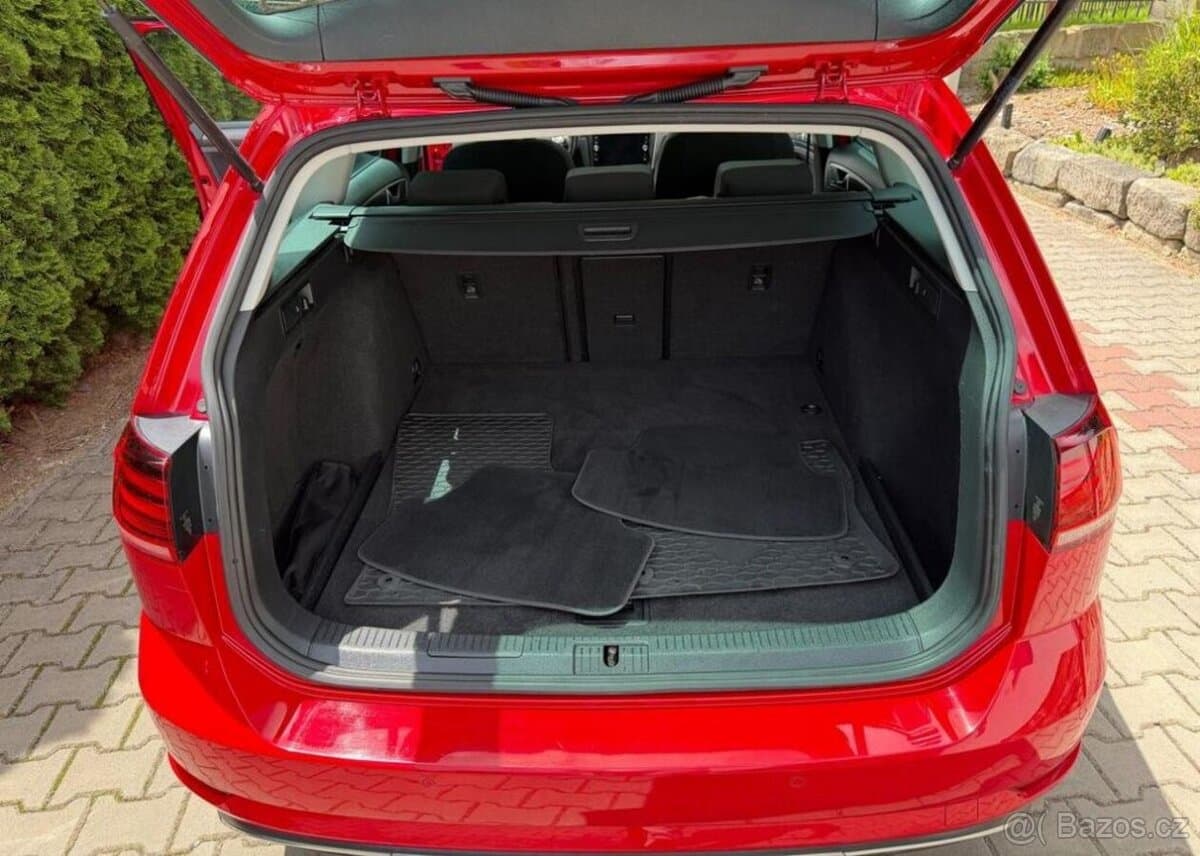2019 Volkswagen GOLF - 14