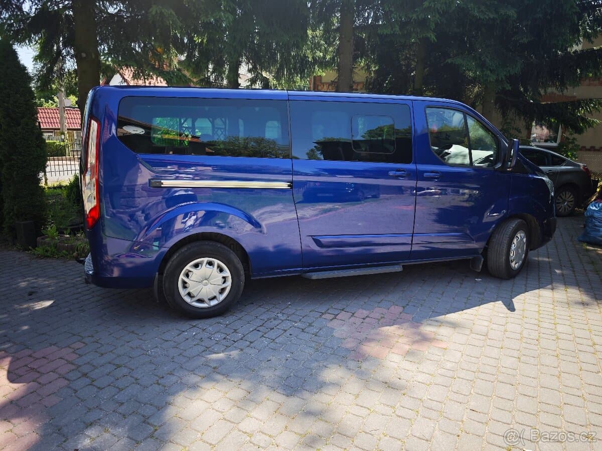 2015 Ford TOURNEO - 14