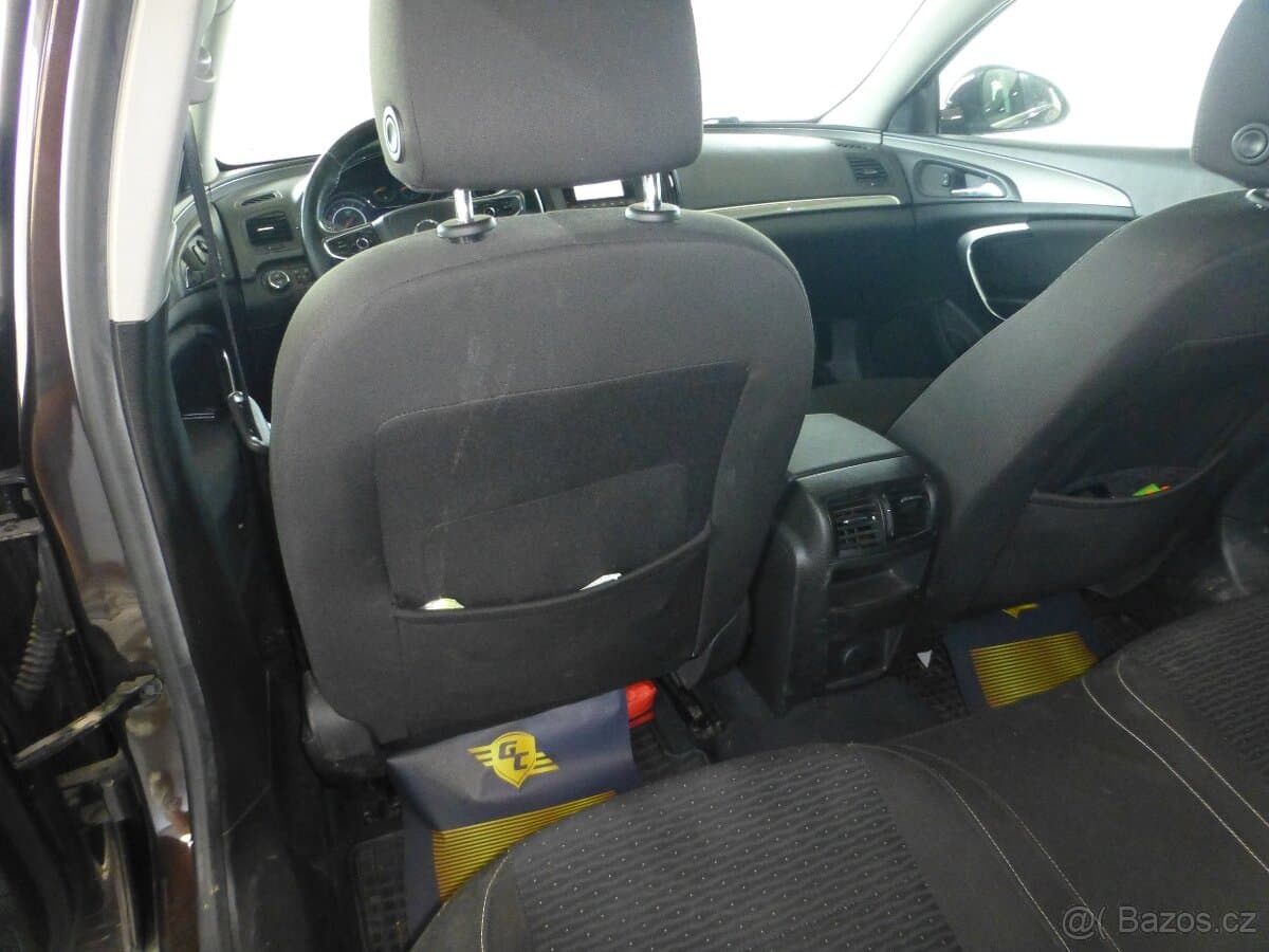 2016 Opel INSIGNIA - 14