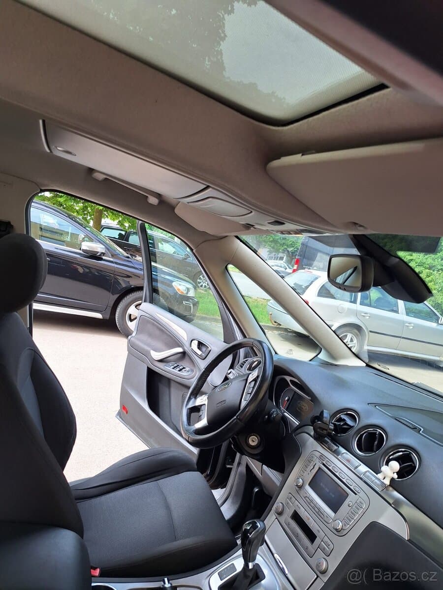 2009 Ford GALAXY - 14