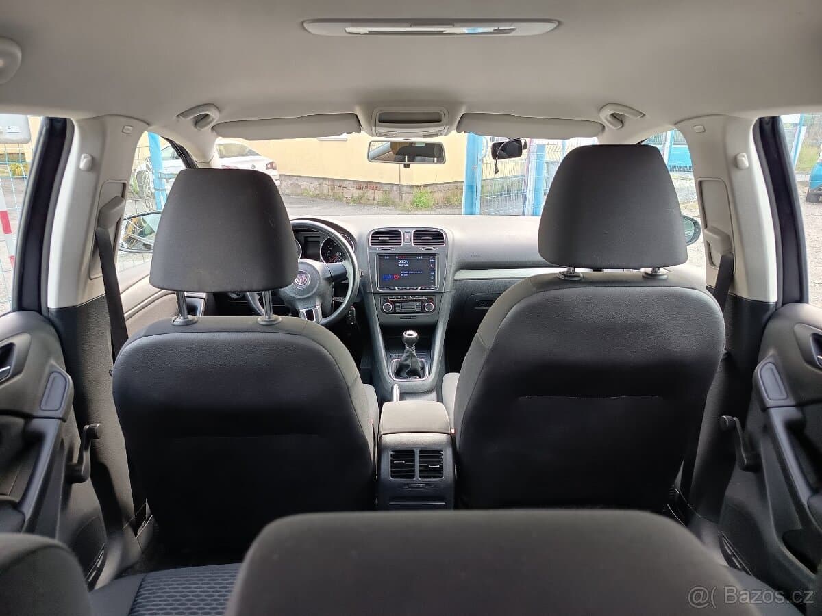 2011 Volkswagen GOLF - 14