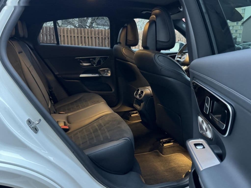 2025 Mercedes-Benz GL - 14