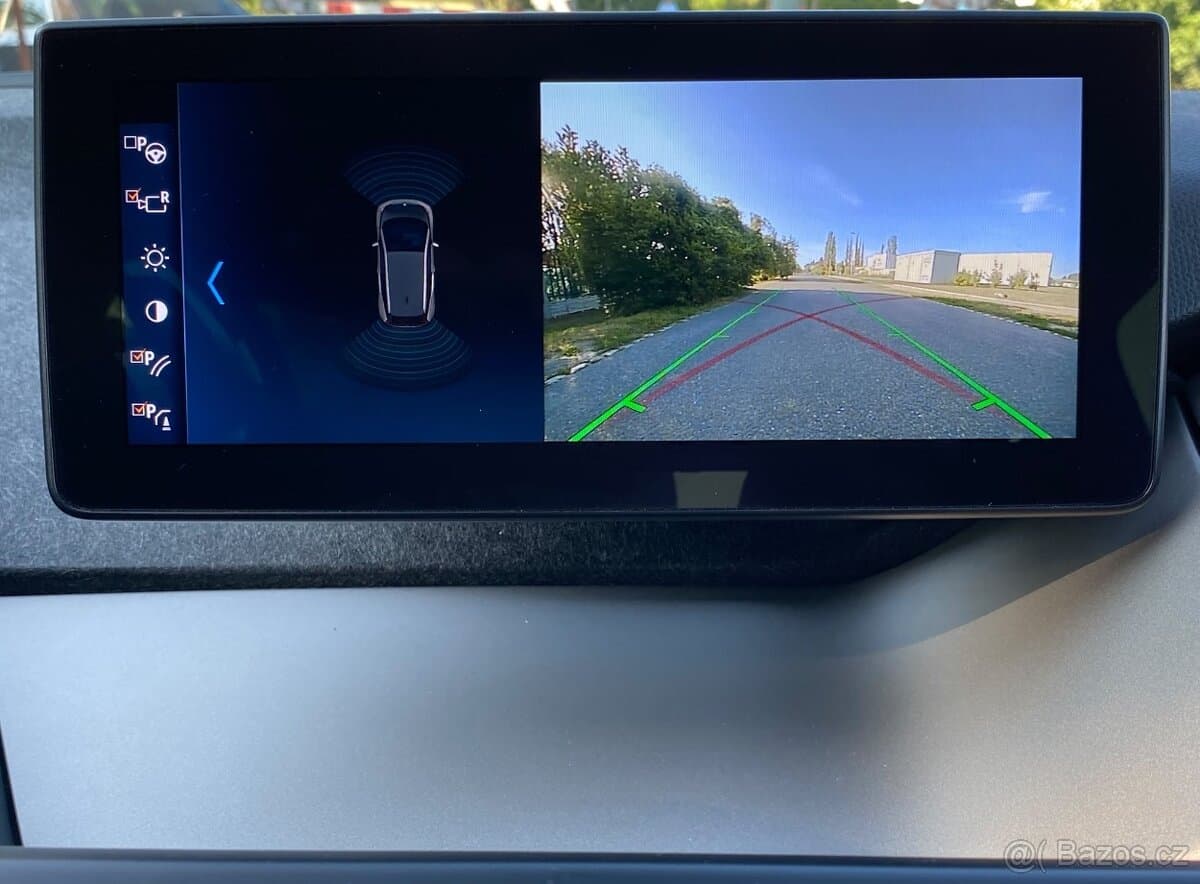 2021 BMW i3 - 14