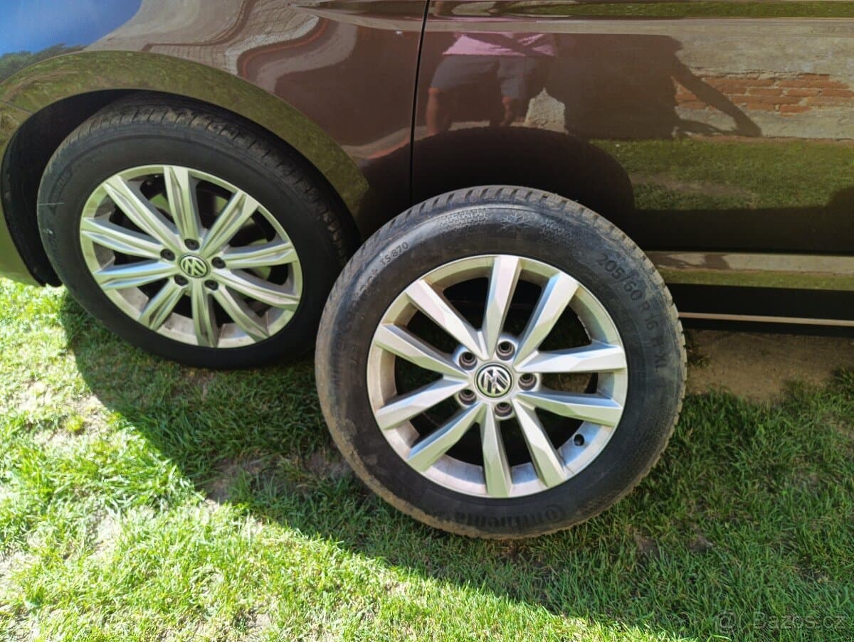 2015 Volkswagen TOURAN - 14