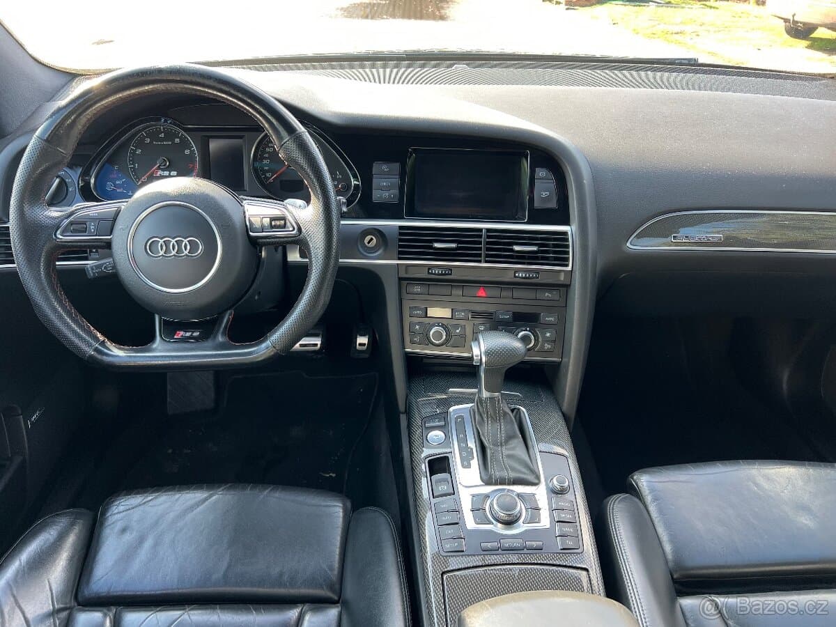 2006 Audi S6 - 14
