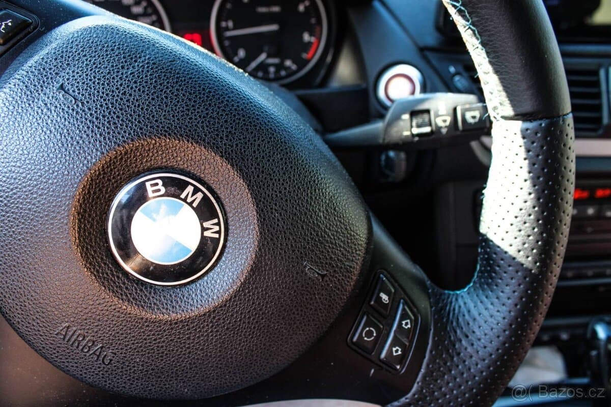 2010 BMW X1 - 14