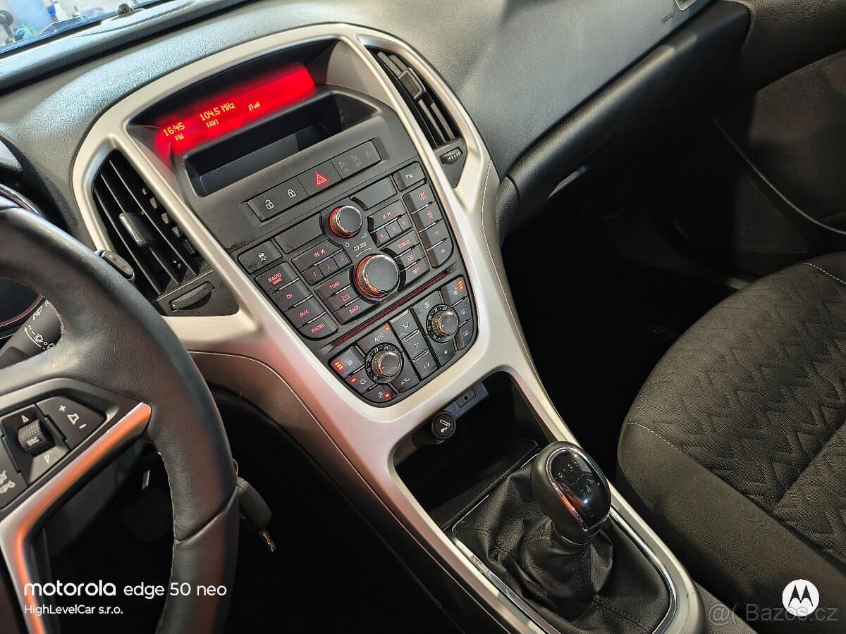 2013 Opel ASTRA - 14