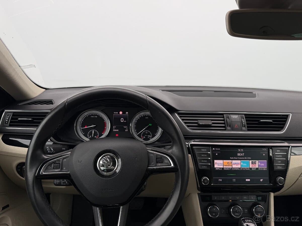 2016 Škoda SUPERB - 14