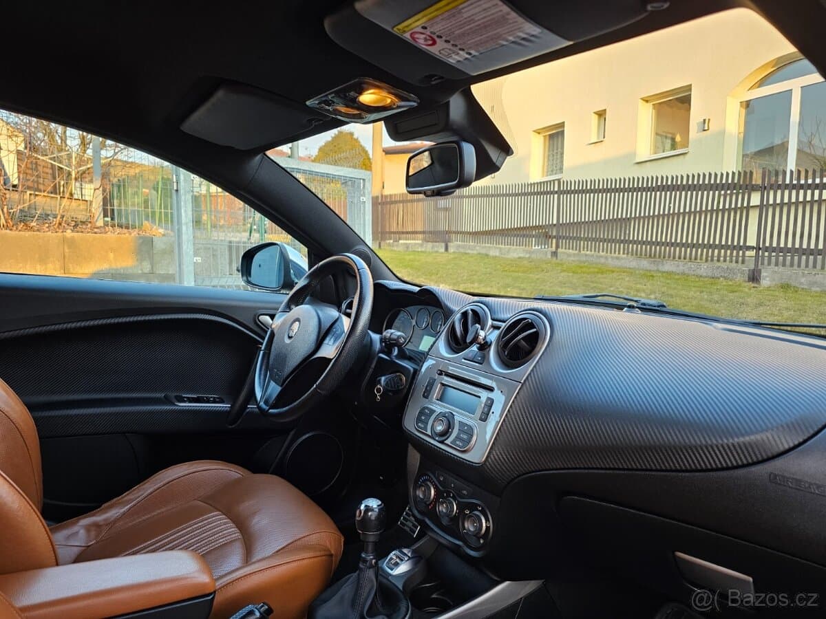 2010 Alfa Romeo MITO - 14