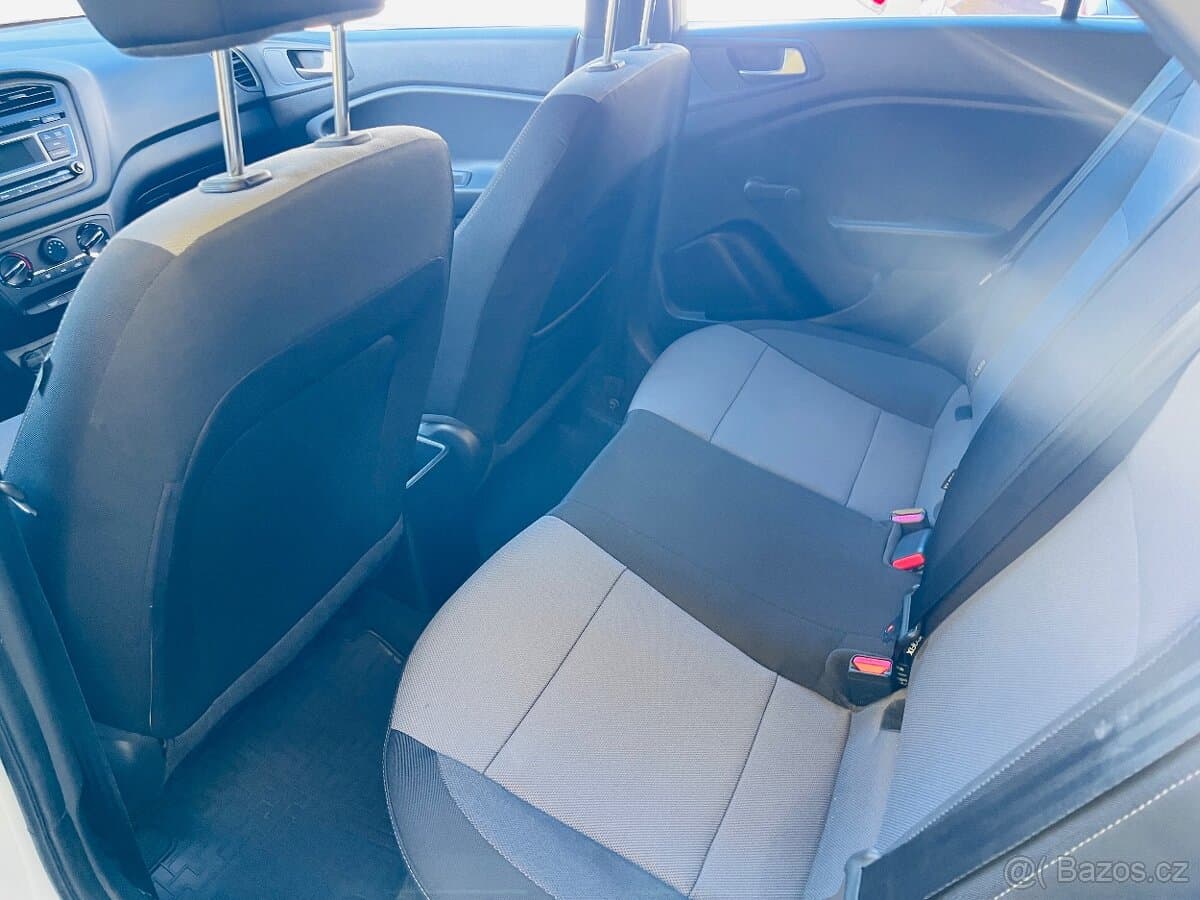 2019 Hyundai i20 - 14