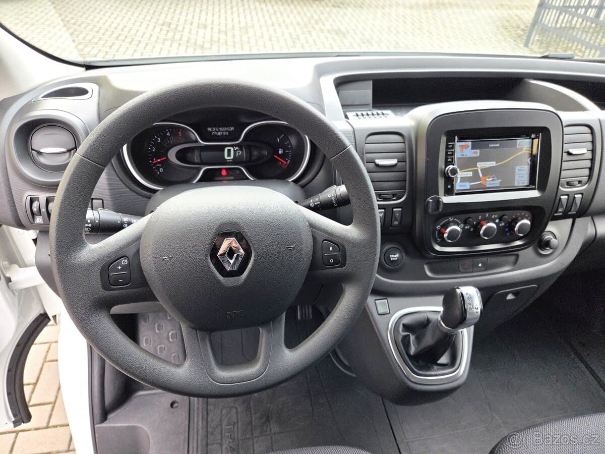 2021 Renault TRAFIC - 14