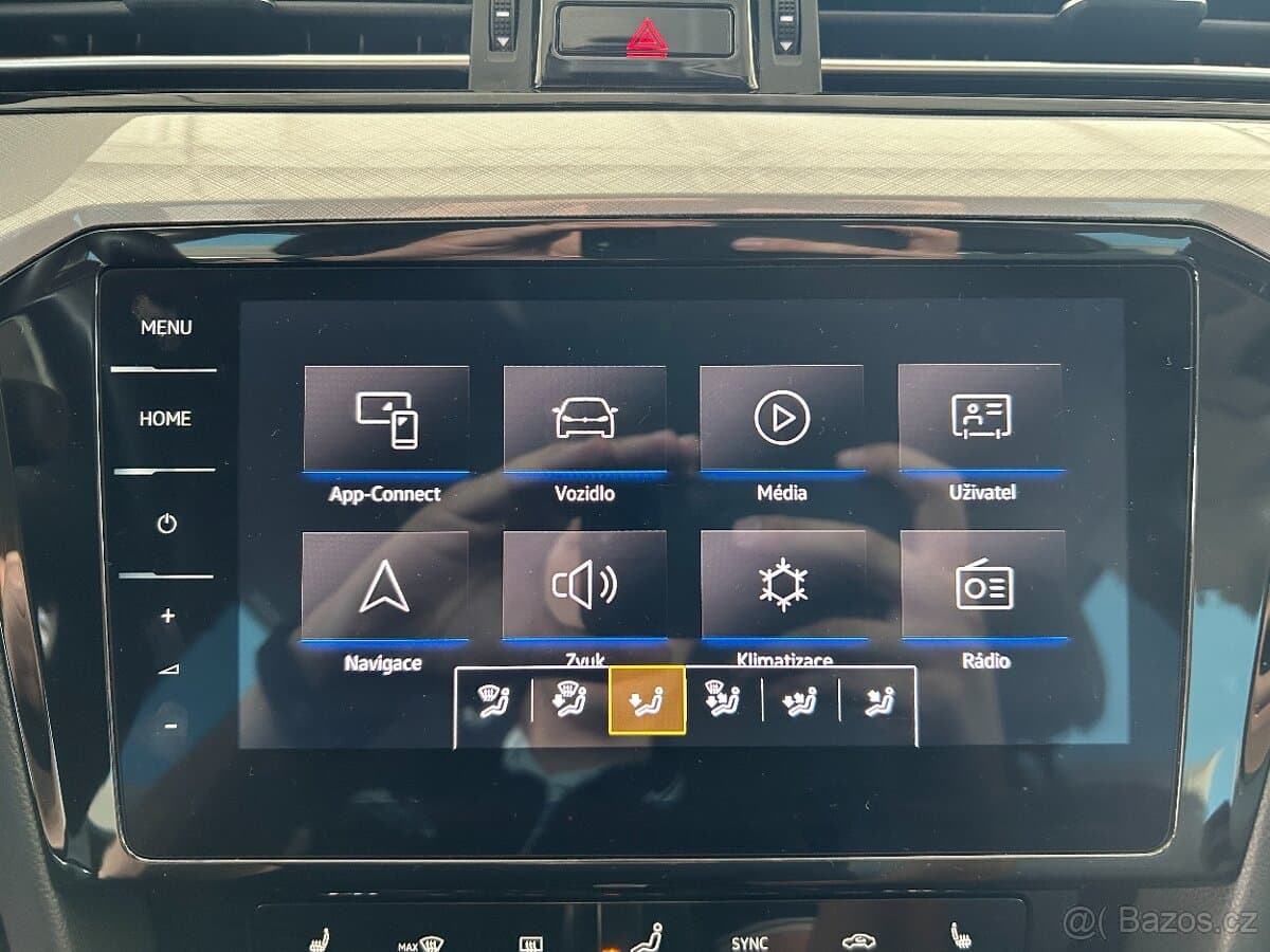 2024 Volkswagen PASSAT - 14