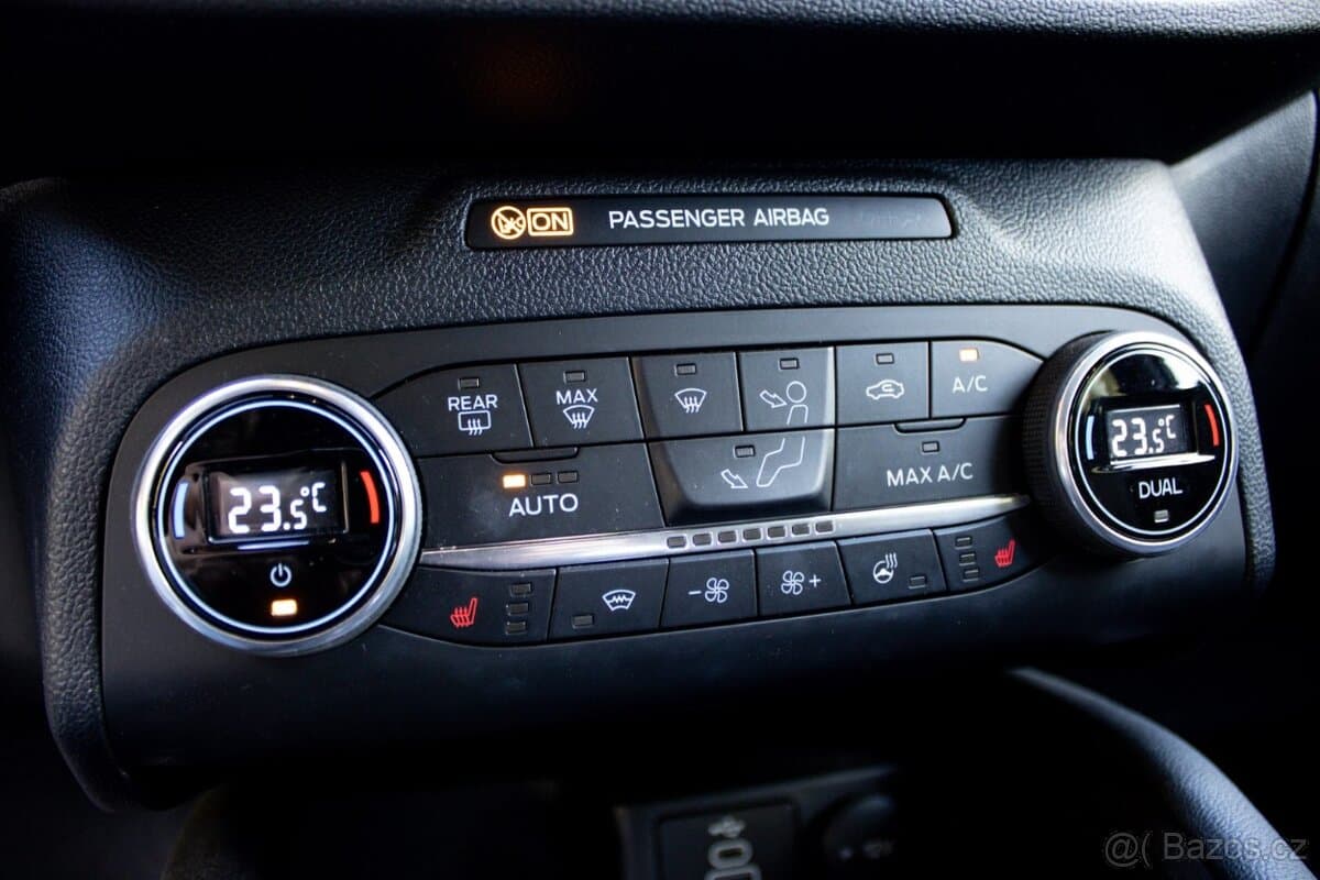 Ford KUGA - 14