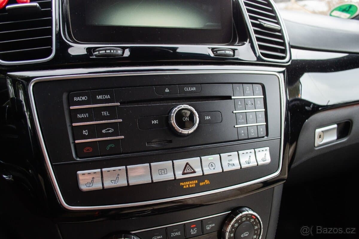 2016 Mercedes-Benz GL - 14