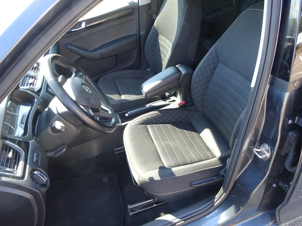 2017 Škoda RAPID - 14