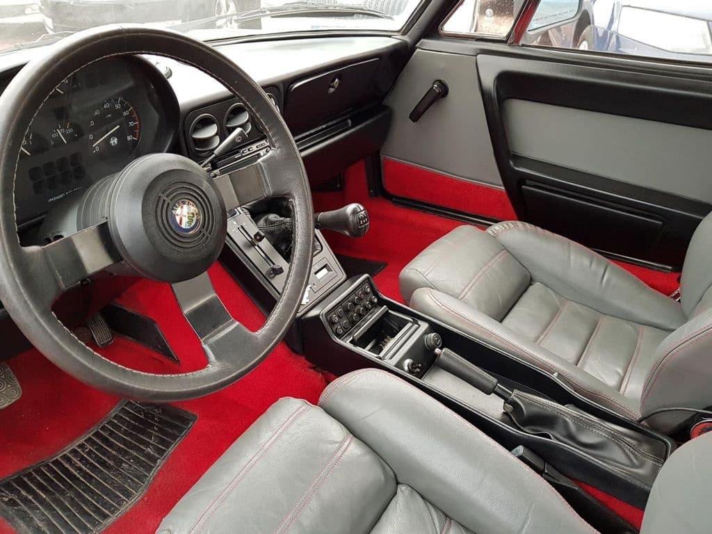 1987 Alfa Romeo SPIDER - 14