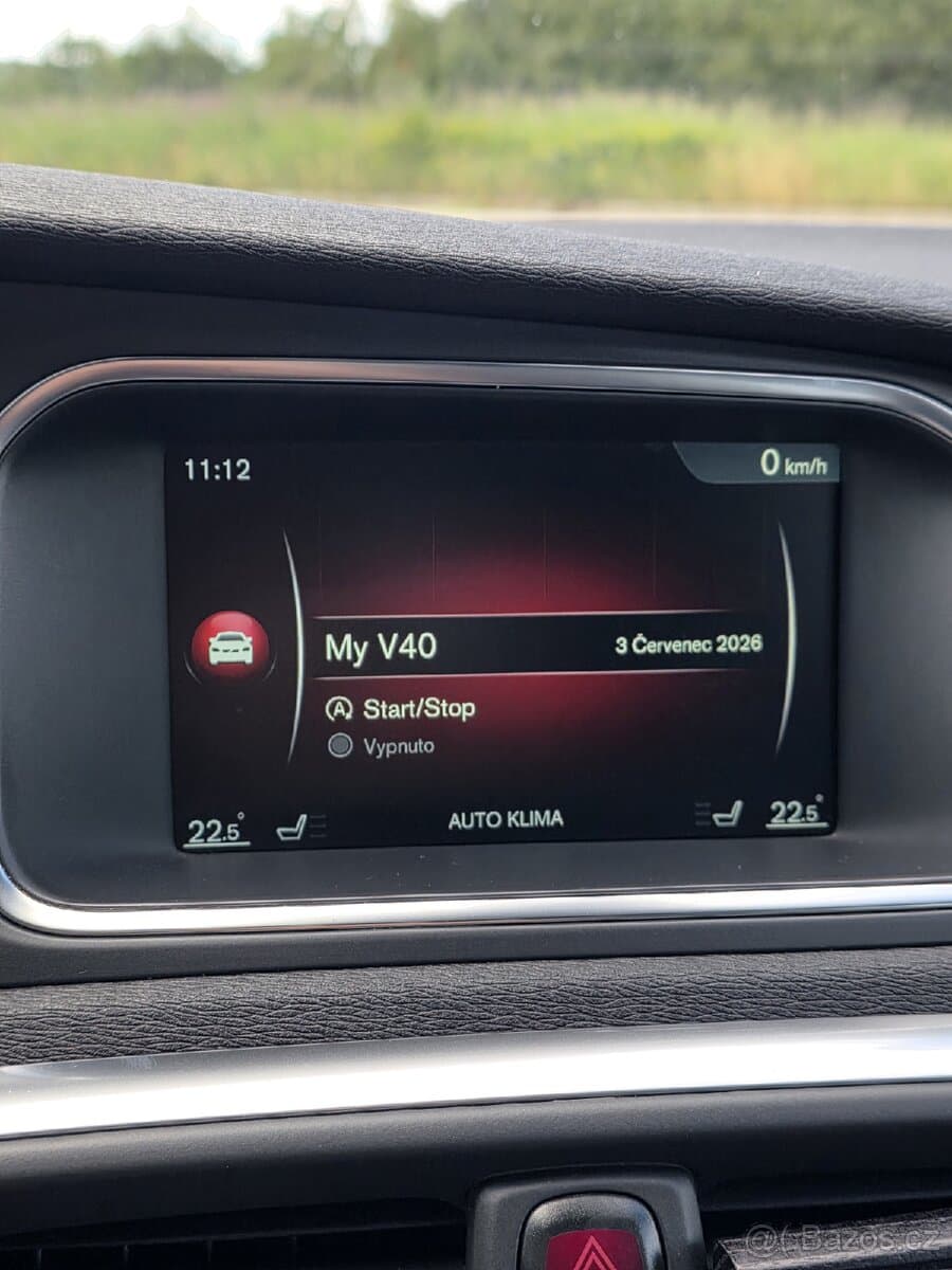 2014 Volvo V40 - 14