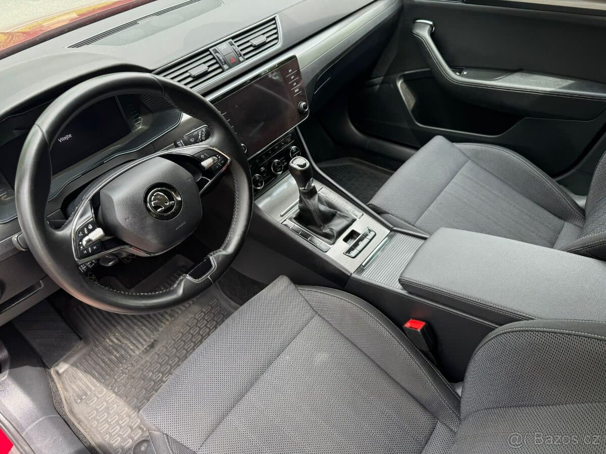 2022 Škoda SUPERB - 14